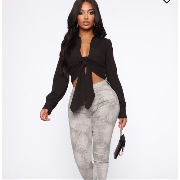 Waiting for love top - Picture 2 of 2